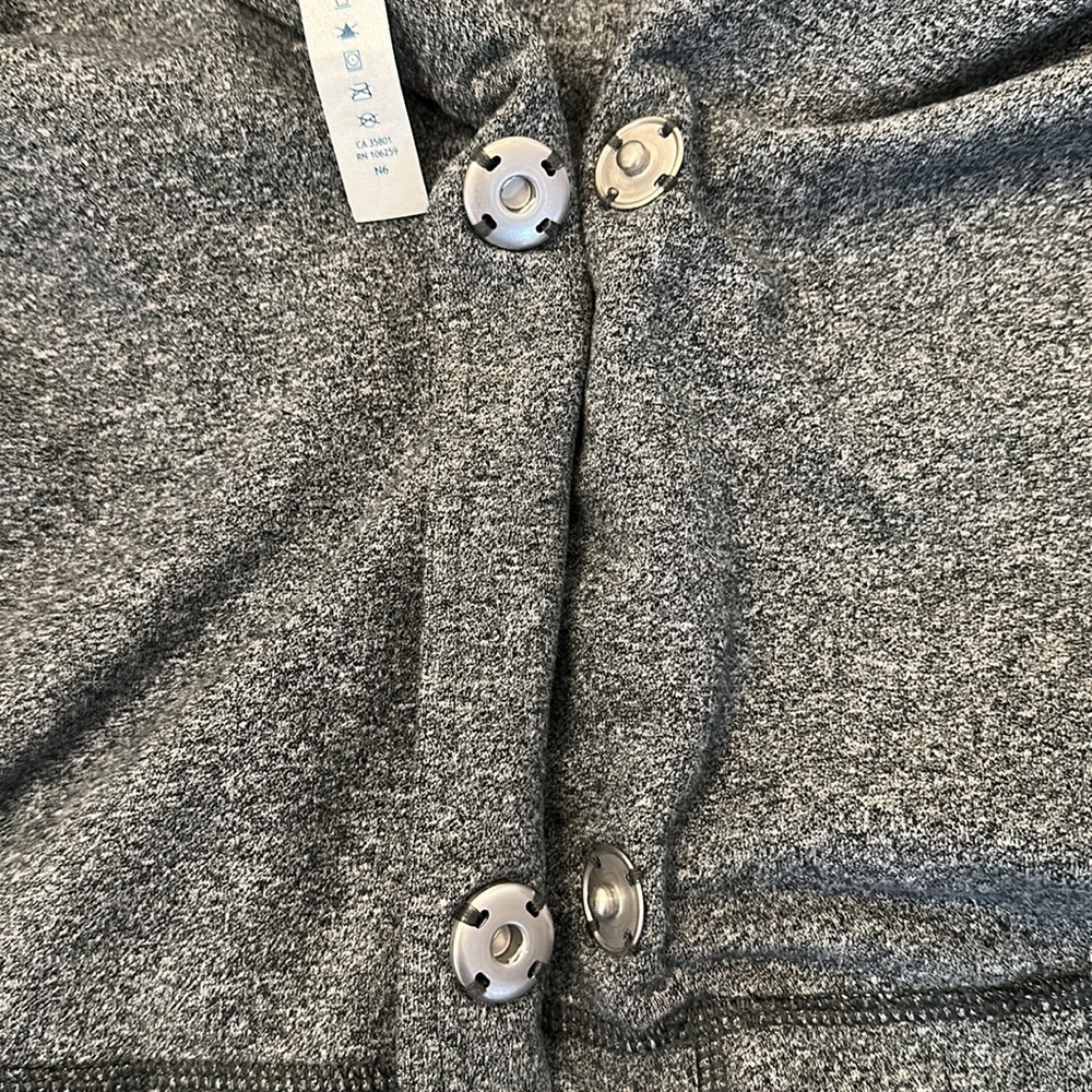 Lululemon coat - Picture 3 of 6
